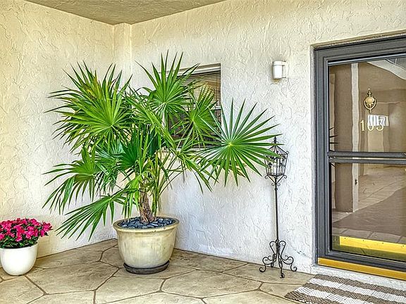 3rd image of 1355 S Portofino Dr APT 103
