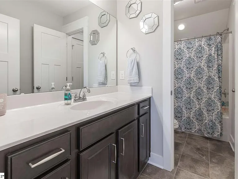 30 Lucerne Ct — Photo 12