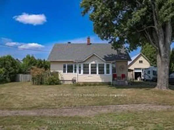 13039 Riverside Dr, South Dundas, ON K0C 1X0