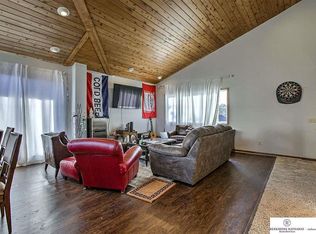1415 S 76th St #1, Omaha, NE 68124