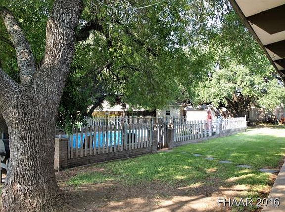 4th image of 2208 Wilderness Dr