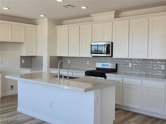 5th image of 5036 Eagle Way