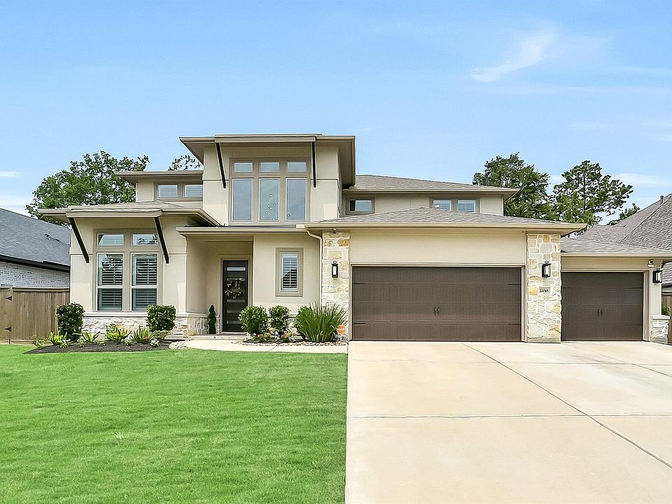 1st image of 22048 Breakwater Ln