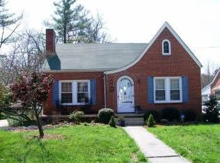 2413 Wright Ave, Greensboro, NC 27403