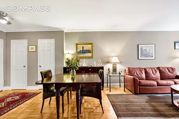 Sold by Compass | media 21