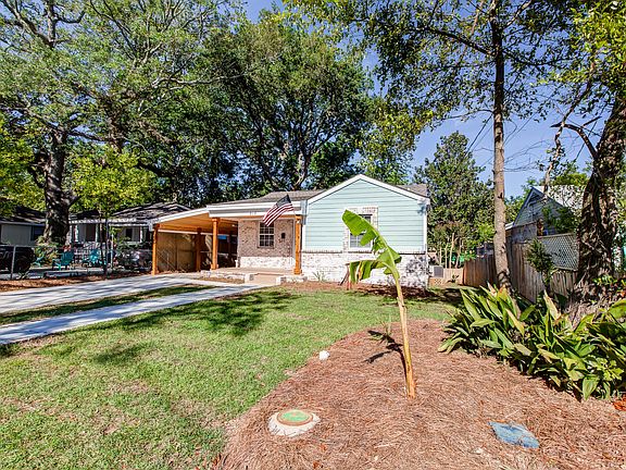 4th image of 218 Benachi Ave