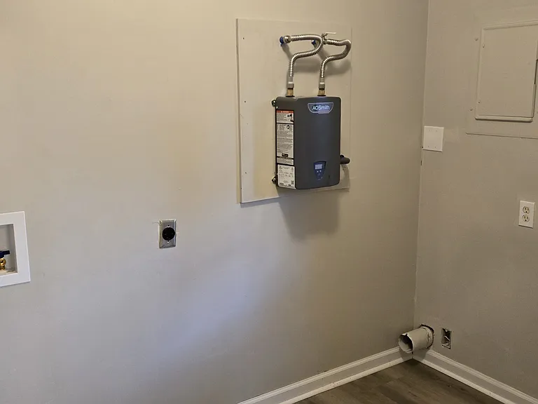 112 Charles St #8 — Photo 12