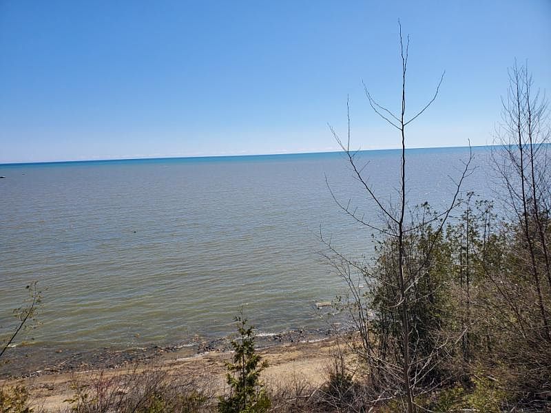 1st image of S Lakeshore