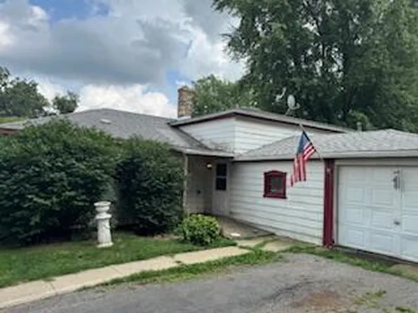 9323 W 85th Ave, Schererville, IN 46375