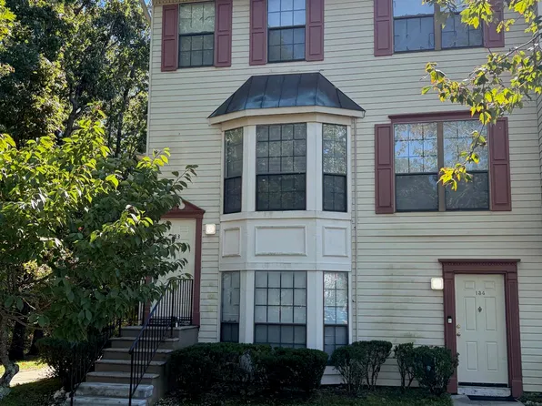 133 Colonial Ct, Absecon, NJ 08205