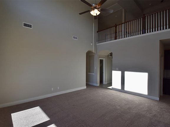 5th image of 3920 Trenton Pl