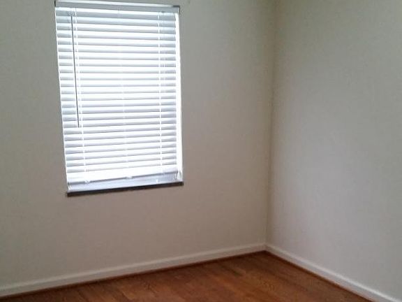 5th image of 400 W Siebenthaler Ave APT 3