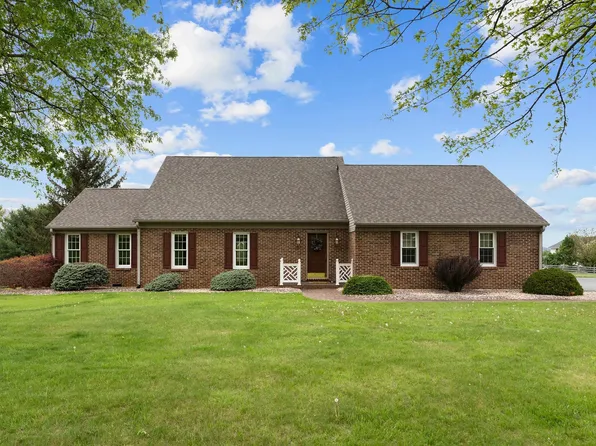 165 Hickory Hill Rd, Fishersville, VA 22939