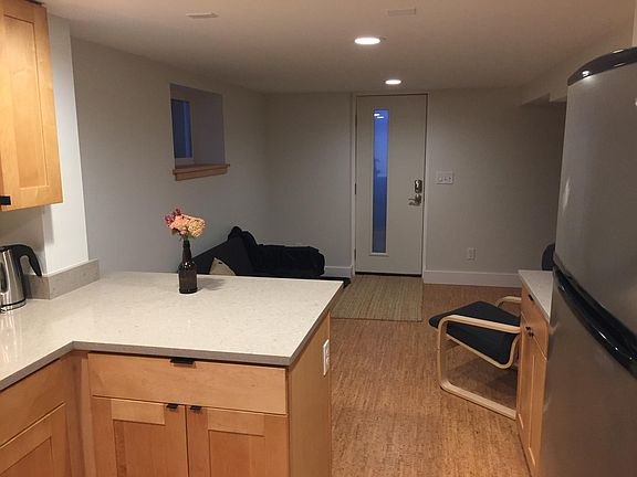 Private, separate entrance from rear yard