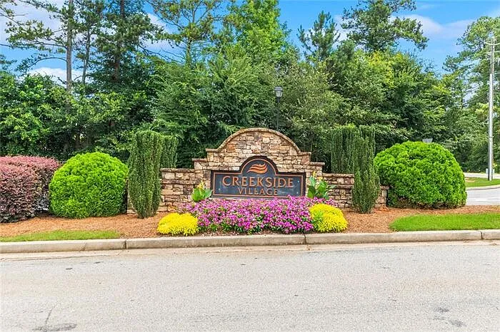 5 bed, 3.0 bath, 2981 sqft, $2,395 — Photo 3