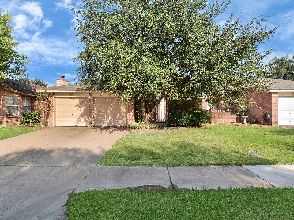 1st image of 16614 Rock East Dr