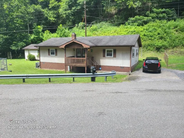 9 Upper Bearwallow Rd, Dante, VA 24237