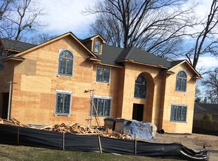 350 Harrison St, Paramus, NJ 07652