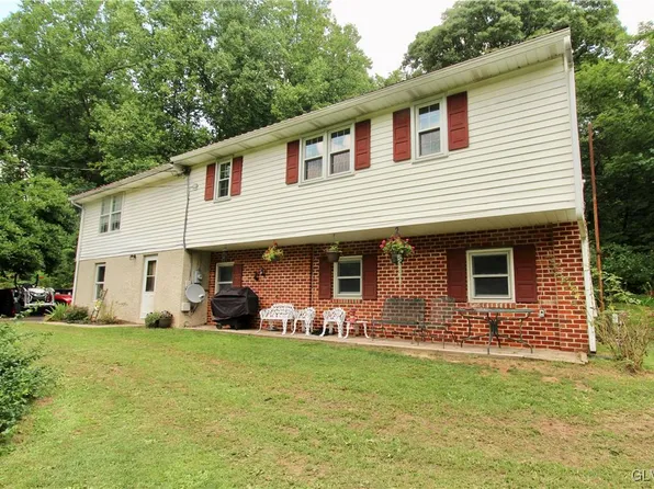 146 Landis Store Rd, Boyertown, PA 19512