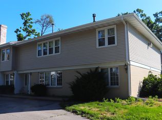 1716 D Ave NE #C3, Cedar Rapids, IA 52402