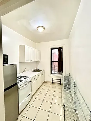 Rented by Pear NYC LLC | media 16