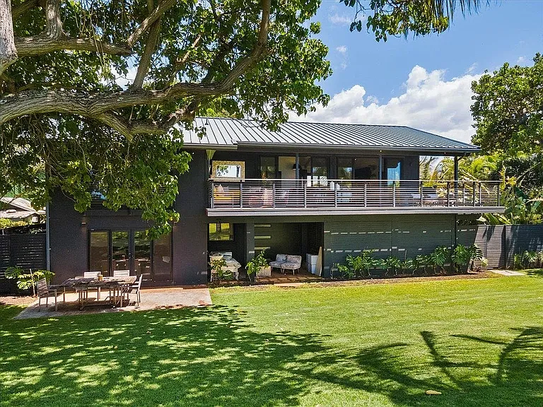 33 Hana Hwy — Photo 14