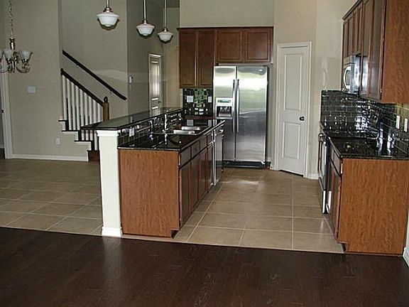 5th image of 3749 Redwood Creek Ln