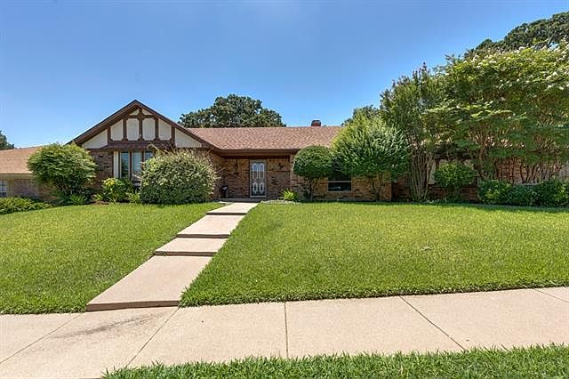 1st image of 2113 Oakmeadow St