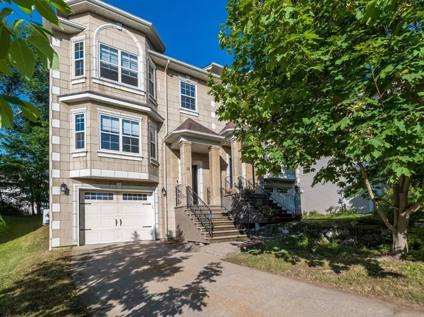 31 Sagewood Ln, Halifax, NS B3P 0B8