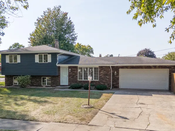 3341 Strong St, Highland, IN 46322