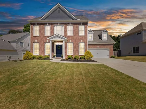 1872 Hillside Bend Xing, Lawrenceville, GA 30043
