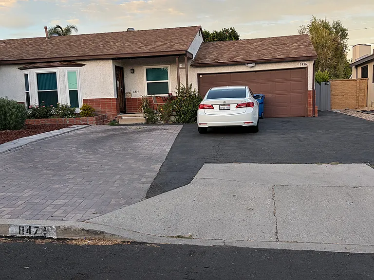 8474 Hatillo Ave — Photo 3