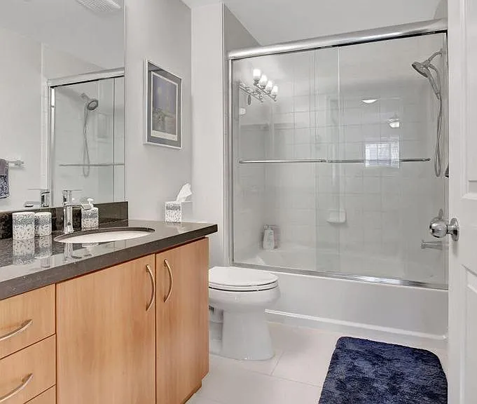 250 NE 3rd Ave #1408 — Photo 24