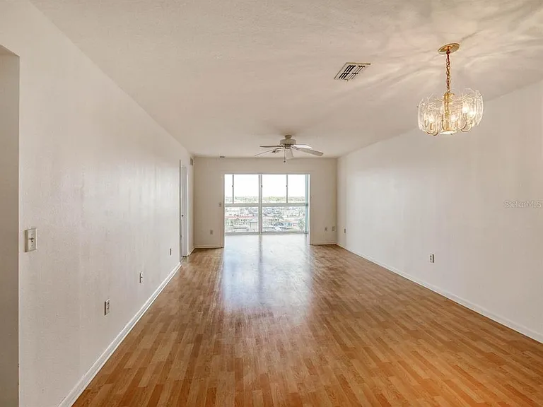 4939 Floramar Ter #912 — Photo 6