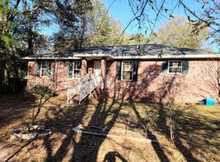 902 Dixie St, Crestview, FL 32536