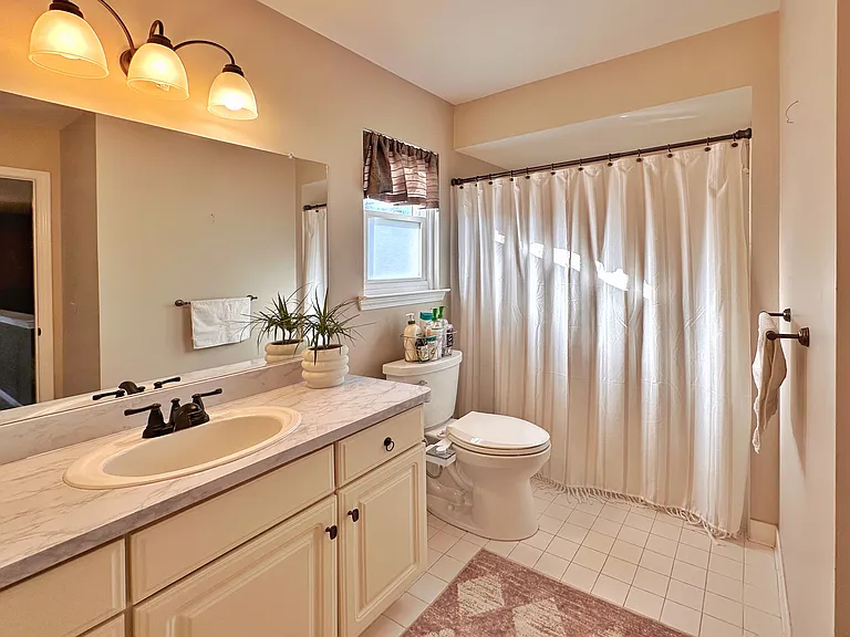 1760 Dogwood Trl — Photo 32