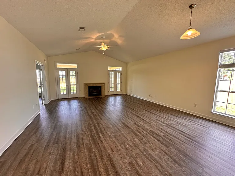 90 Albatross Ct — Photo 14