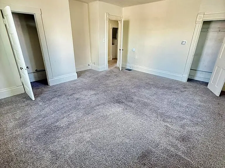 241 N Hayes Ave — Photo 14