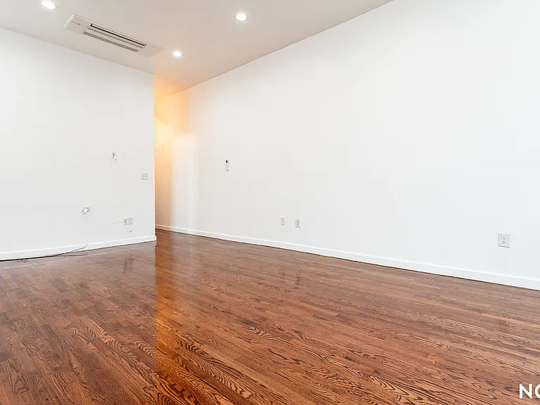 431 Cleveland St #3 — Photo 9