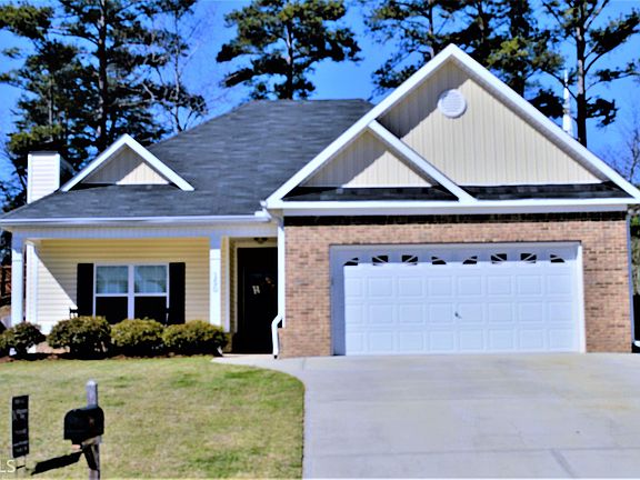 2nd image of 150 Autumn Glen Dr