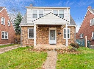 173 Clinton St, Woodbridge, NJ 07095