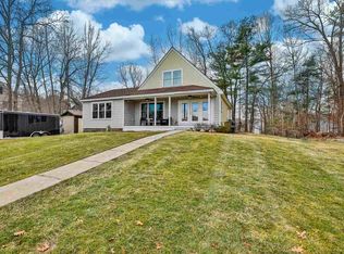 70 Conleys Grove Rd, Derry, NH 03038