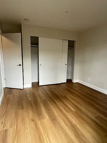 North Dutton Place Apartments — Photo 12