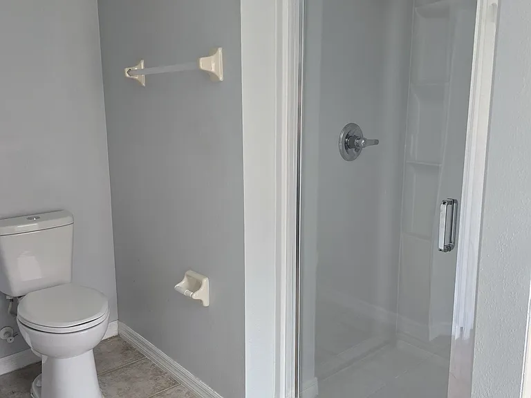 1061 Solana Cir — Photo 8