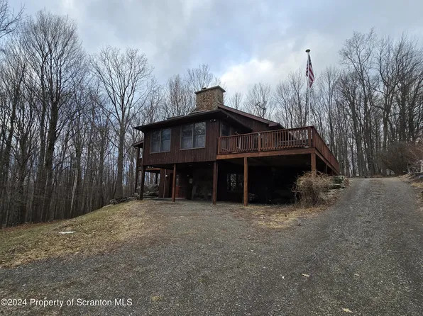 303 Thorn Hill Rd, Thompson, PA 18465