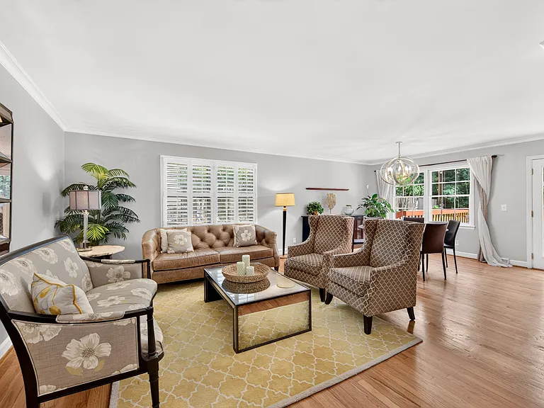 3519 Mill Pond Rd — Photo 5