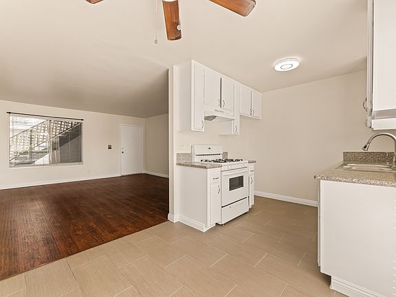 3rd image of 1631 W 224th St APT 7