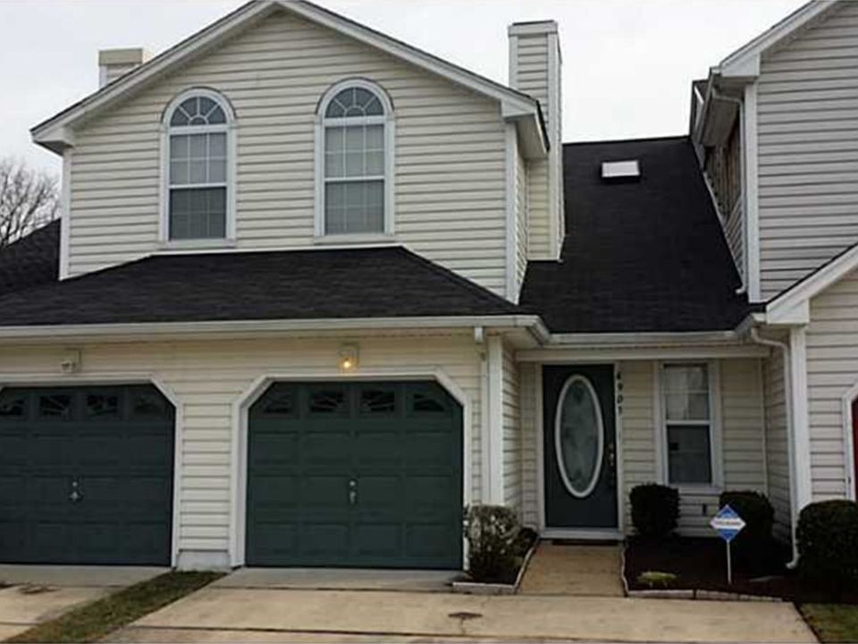 1st image of 4903 Kemps Lake Dr