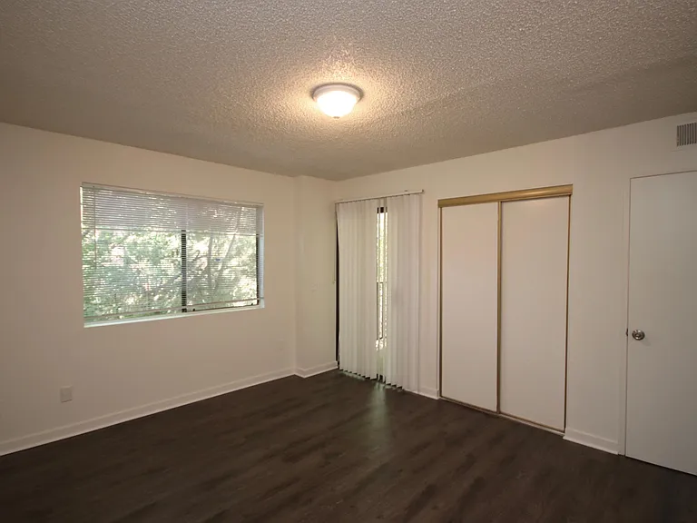 1310 E Acacia Ave #205 — Photo 21