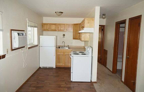 2nd image of 10035 Lyndale Ave S #3
